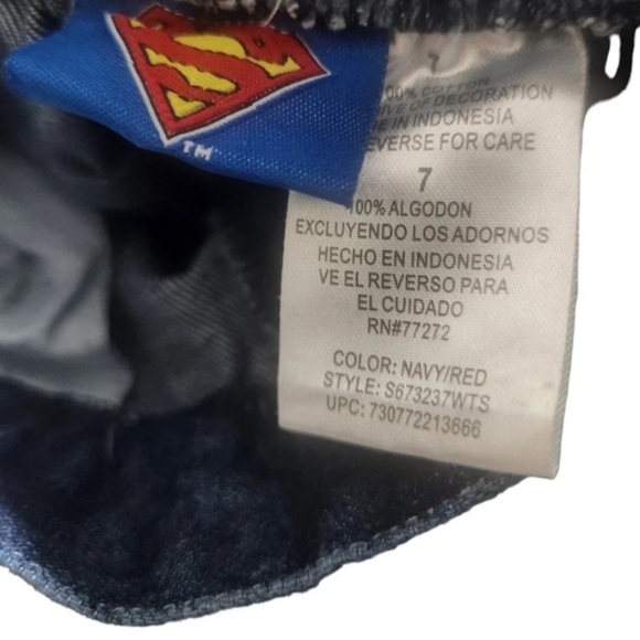 NWOT Boys Superman Denim Jeans Size 7 - Picture 2 of 4